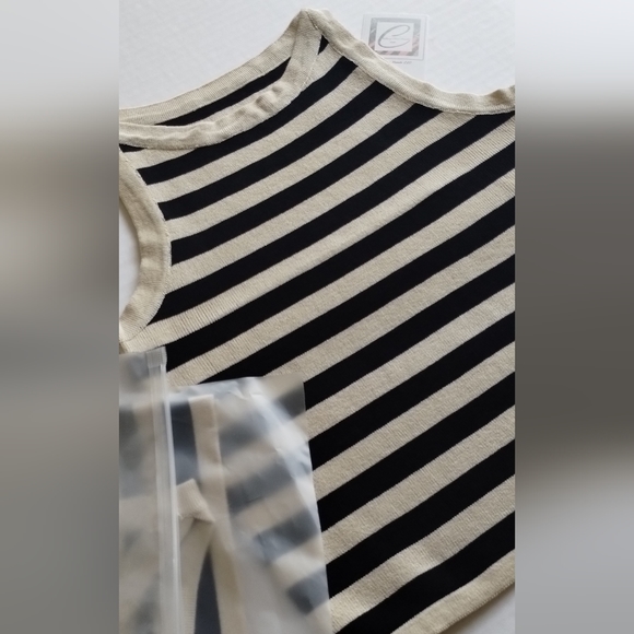 Vest Tank - Picture 2 of 5